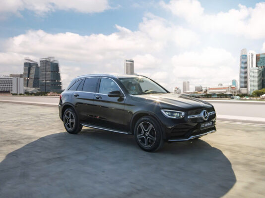 For rent Mercedes car with driver in Ho Chi Minh City
