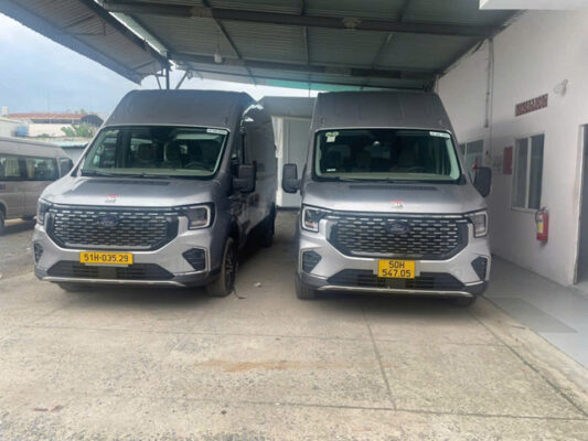 16-seater private car with a driver for rent  in Ho Chi Minh City